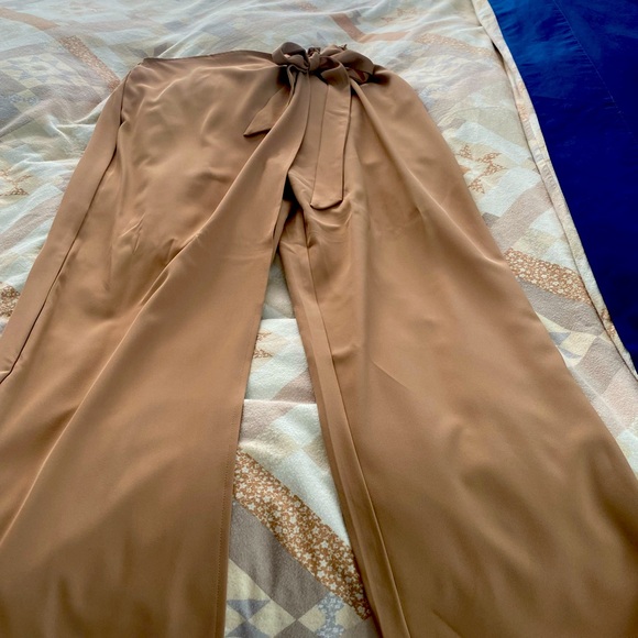 HALARA Tan Tie-Waist Pants - Picture 1 of 6